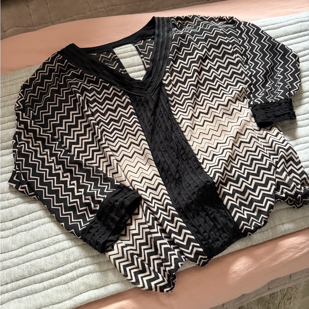 My Michelle Black and Cream Chevron Top